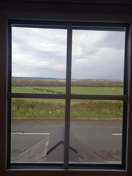 Cosy 2 Bed Cottage Between Snowdonia And The Sea Llandegai Exterior foto
